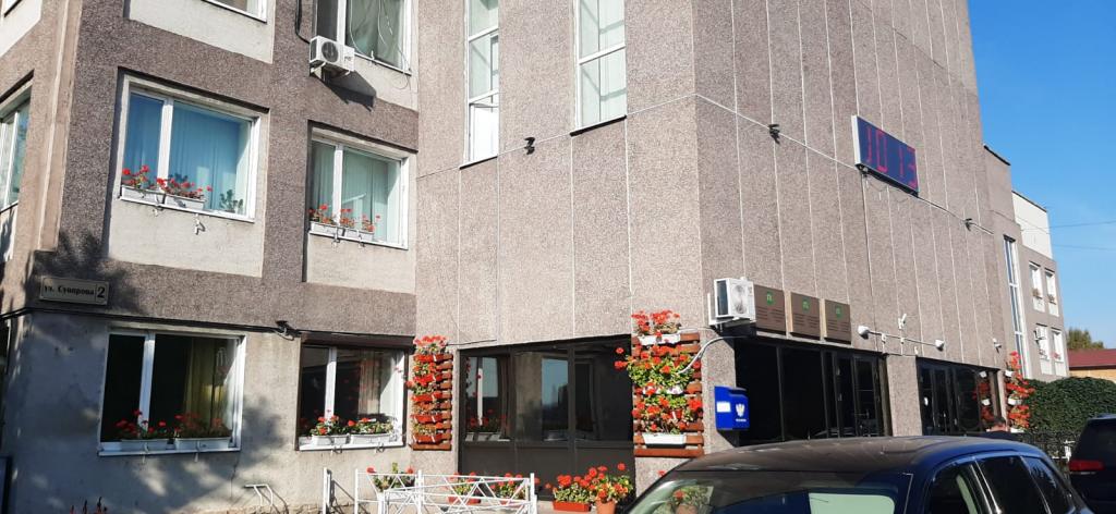 «Введена ежемесячная денежная выплата на ребенка в возрасте от 8 до 17 лет».