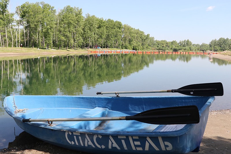 Все больше пляжей и спасательных постов открывается в Хакасии