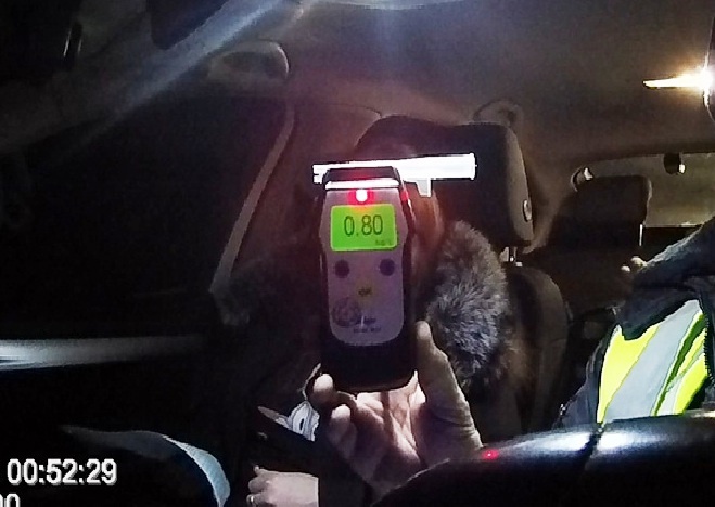В Усть-Абаканском районе, не успев сдать экзамен на право управления, девушка села за руль в нетрезвом состоянии