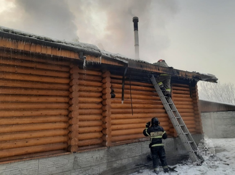Большинство пожаров в выходные возникли из-за недосмотра за печным отоплением
