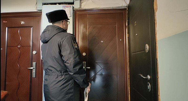 Судебные приставы принудительно направили на лечение больного туберкулезом 