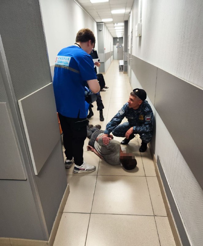В Черногорске судебные приставы спасли мужчину с приступом эпилепсии 