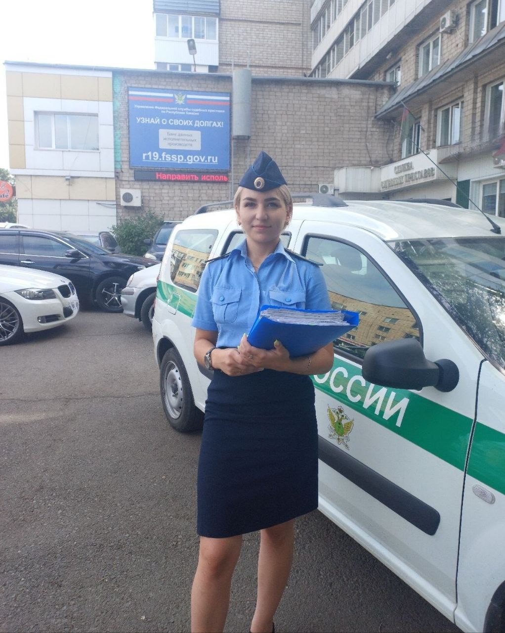 Недвижимость для ребенка. Судебный пристав помогла жительнице Абакана  получить квадратные метры в счет уплаты алиментов 